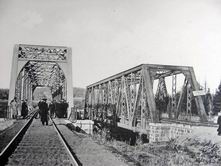 2528 верста. Вид на мост через р. Замзор. Строительный период 1910 г.