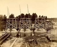Строительство второй опоры моста через Малую Вислу, 1870