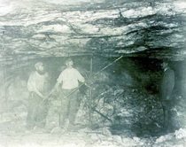 Ступки около 1900. В руднике.
