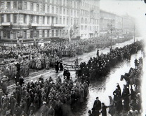 Траурная процессия на Невском проспекте во время похорон жертв Февральской революции