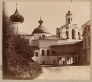 Внутри Спасо-Преображенского монастыря.