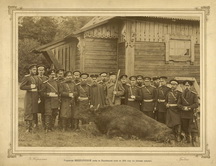 Устроители имп. охоты в Беловежской пуще в 1894 году.