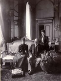 Принц Альберт-Эдуард и принцесса Александра Уэльские и императрица Мария Федоровна. 1890-е