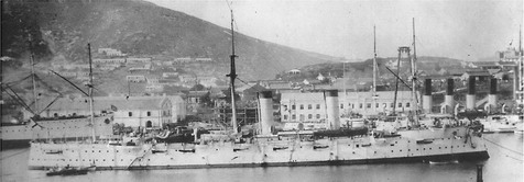 Крейсер I ранга 'Рюрик' в порт-Артуре.