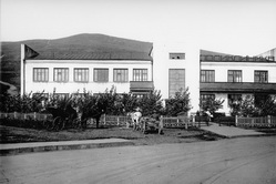 Поликлиника № 2 в Верхней колонии,1936 г.