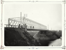 Общий вид моста в городе. 1903 г. г. Ярославль.