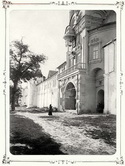 Макарьевский Желтоводский монастырь. Святые ворота 1902.