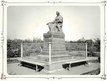 Общий вид памятника императрицы Екатерины II 1894 г. г. Баронск (Екатеринштадт).