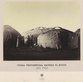 Группа башкир около кибитки 1867.