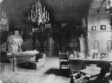Кабинет во дворе принца Ольденбургского на Сергиевской улице. 1890-е гг.