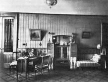 Дамский салон в квартире А. Б. Фаберже. 1908