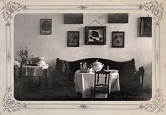 Фрагмент столовой комнаты в доме Александры Петровны Кузнецовой