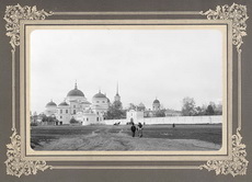Ново-Тихвинский женский монастырь.